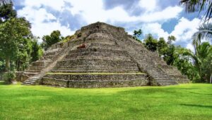 arqueological zone chacchoben - costa maya discovery